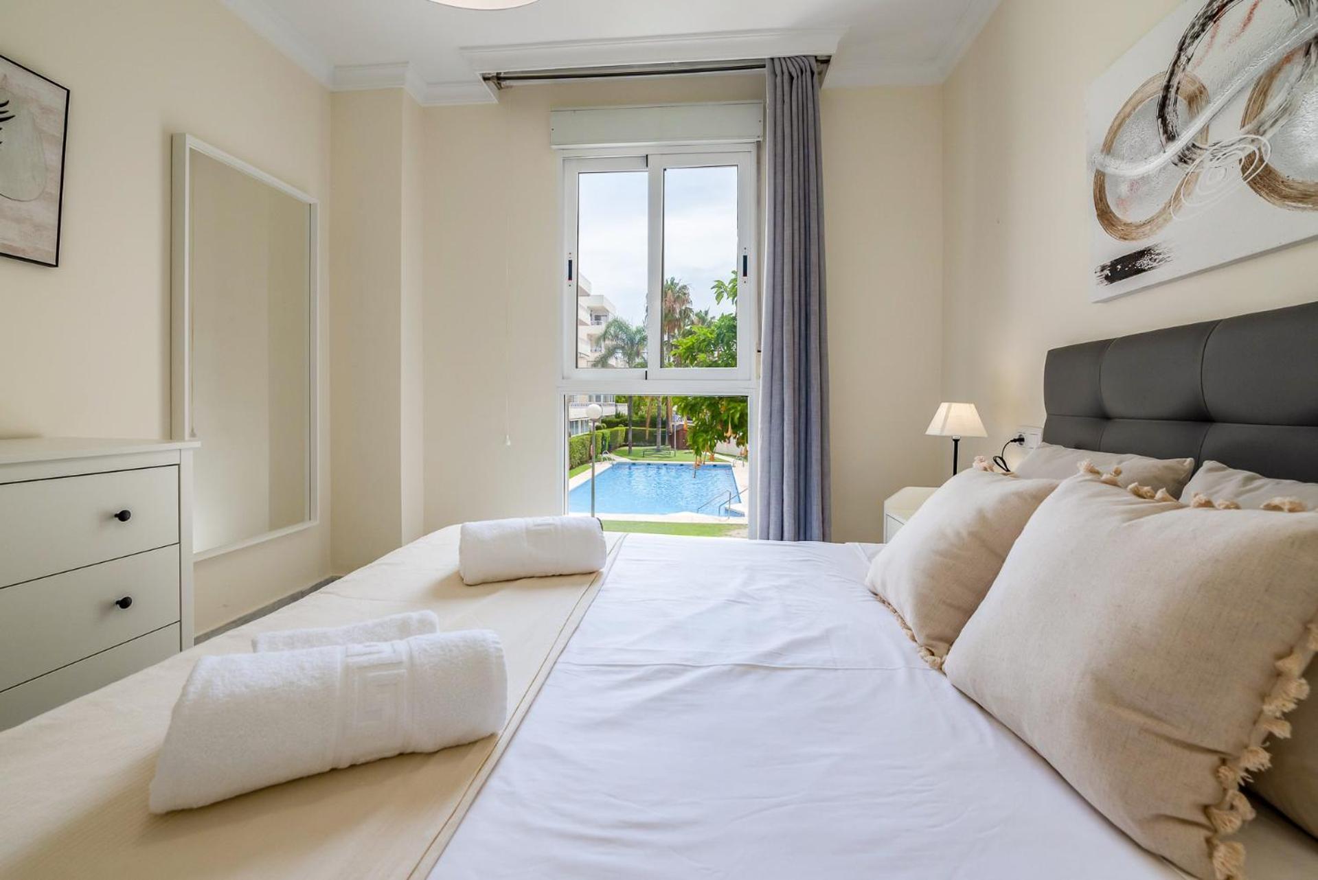 Apartamento Oleholidays Napoleon 3 Junto A Alicate Playa Marbella